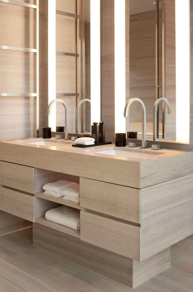 جناح كلاسيكي، Armani Hotel Milano 2/4