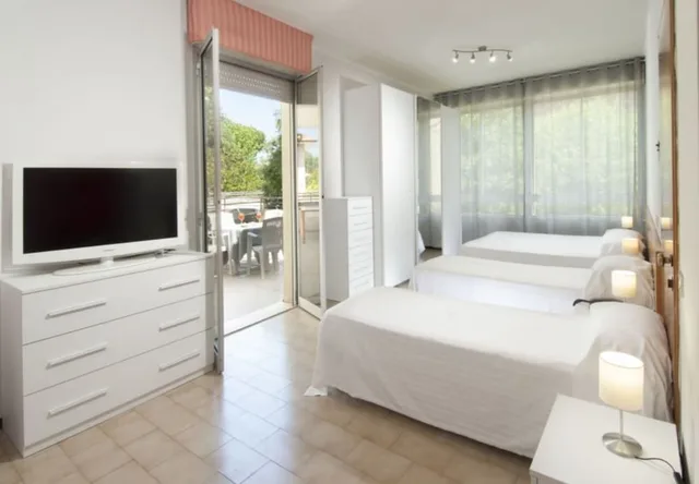 Relax, Triple, 1 Double and 1 Single Bed، Hotel Le Querce 5/8