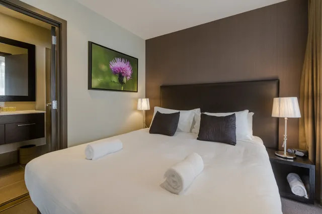 شقة بثمانية أسرّة وسريرين كينج بـ6 غرف نوم، QUEENSTOWN VILLAGE APARTMENTS 3/4