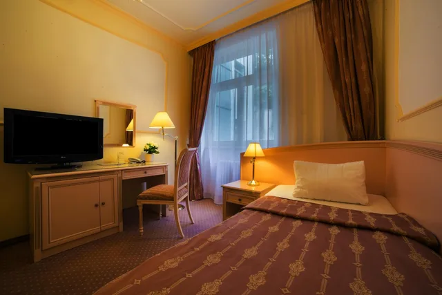 غرفة قياسية مفردة، Interhotel Central 3/4