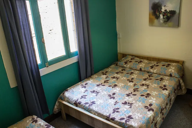 غرفة ثلاثية بحمام مشترك، Forestal Hostal 2/10