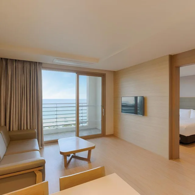 Resort, Suite, Partial Ocean View، Sol Beach Samcheok 3/7