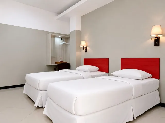 غرفة قياسية بسريرين منفصلين، Queen City Hotel 6/10