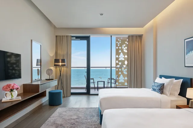 شقة بإطلالة على البحر بشرفة بـ3 غرف نوم، Beach Bay Hotel Mirfa, Edge by Rotana 3/4