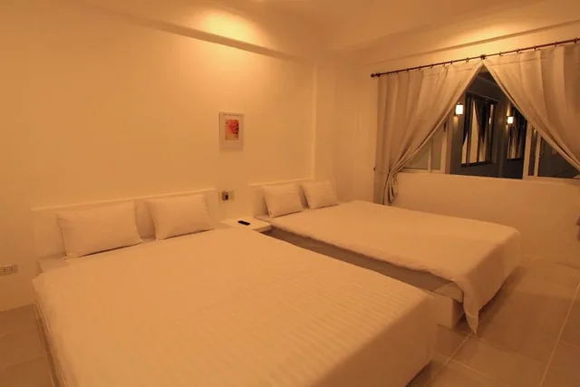 غرفة عائلية بسريرين كينج، Coron Bluewave Hotel 2/5