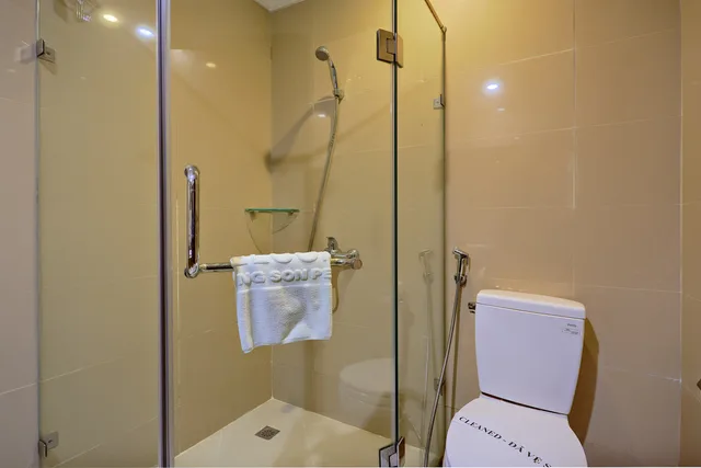 غرفة سوبيريور بسرير مزدوج أو سريرين منفصلين، Hoang Son Peace Hotel 9/9