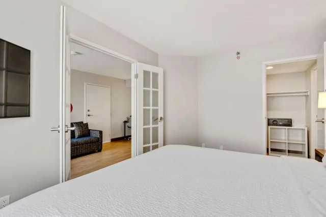 جناح بسرير كينج، Holiday Inn Ottawa Kanata 1/7