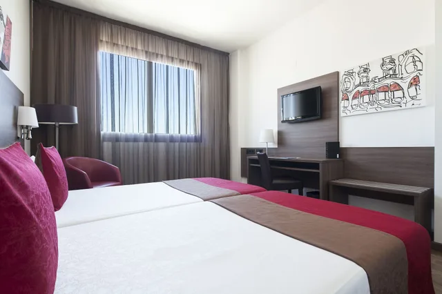 Superior, Twin Beds, Hotel Best 4 Barcelona 9/10