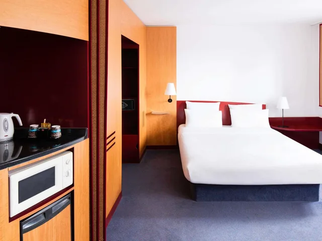 جناح سوبيريور بسرير مزدوج مع أريكة، Novotel Suites Hannover City 4/7