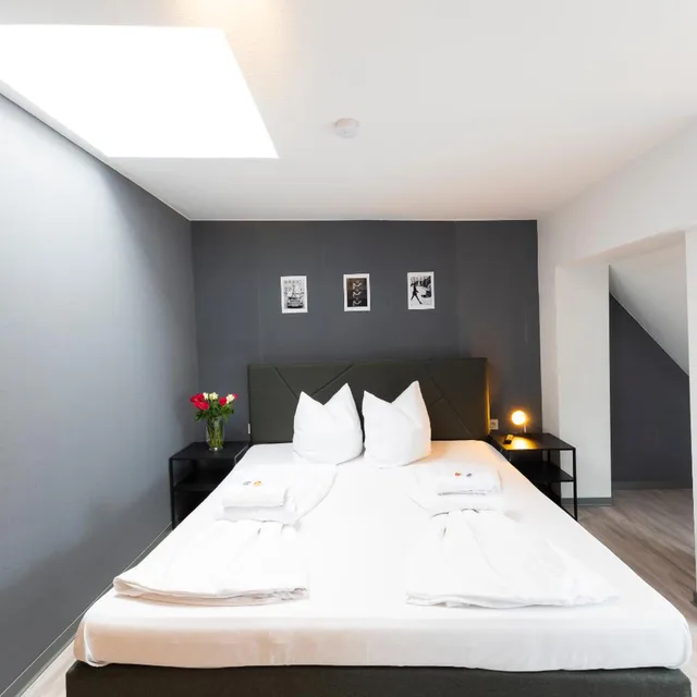 شقة، Hotel Astoria Am Urachplatz 5/10