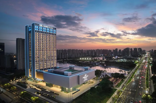 Crowne Plaza Kunshan East by IHG، Taicang 1/50