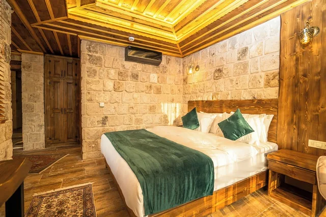 جناح بريميوم بسرير كينج بحوض جاكوزي، Flavia Cappadocia Hotel 7/10