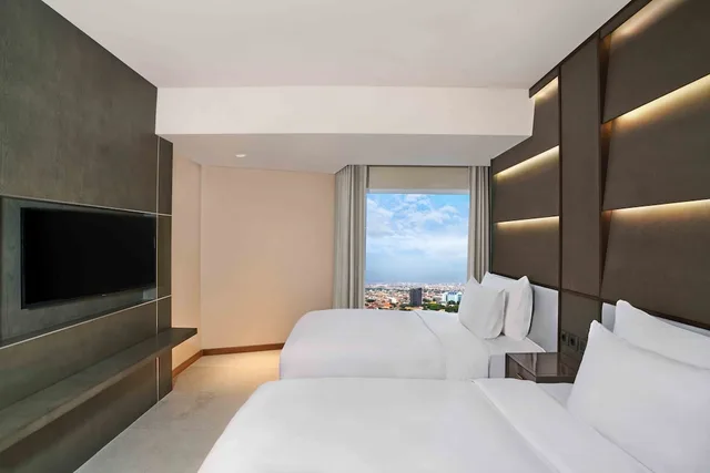 Select, Twin Beds, City View، Vasa Hotel Surabaya 3/3