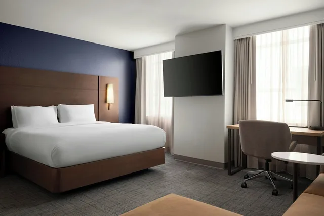 Studio, King Bed, Residence Inn By Marriott Atlanta Midtown 17th Street 2/6