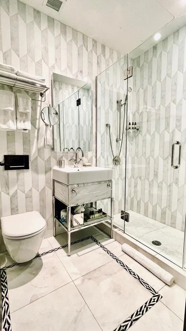 Suite, King Bed, Accessible, The Marmara Park Avenue 5/6