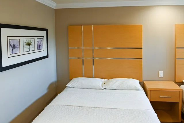 غرفة قياسية بسرير كوين، Days Inn By Wyndham San Francisco S/Oyster Point Airport 7/10