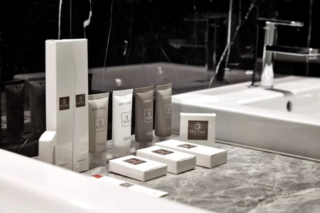 غرفة بريميير بغرفة نوم واحدة، THE FACE Suites 1/1