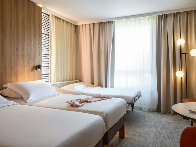 غرفة قياسية بسرير مزدوج مع أريكة، Novotel Beaumanoir 10/10