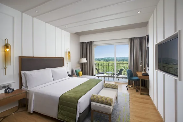 غرفة قياسية بسرير كينج لذوي الإعاقة، Holiday Inn Goa Candolim 3/10