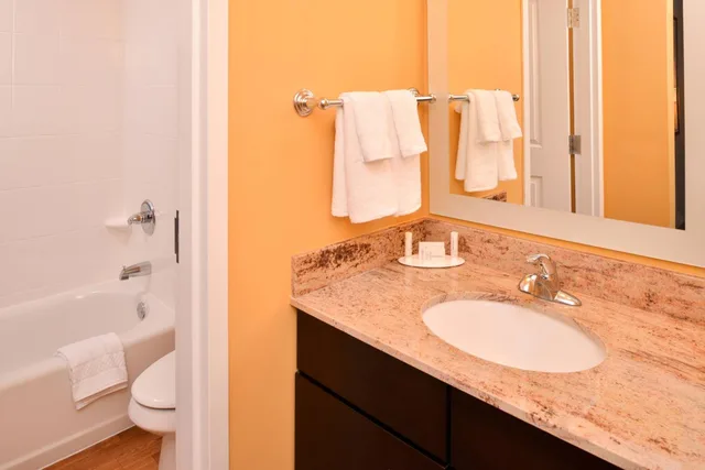 استوديو بسرير كوين، TOWNEPLACE SUITES HUNTSVILLE WEST/REDSTONE GATEWAY 5/7