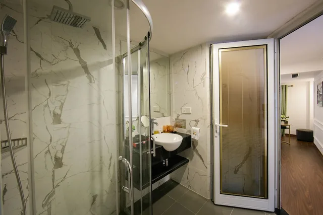 غرفة ديلوكس بسريرين منفصلين بشرفة، Hanoi Allure Hotel 7/7