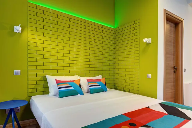 Design, King Bed، Colors Central Ladadika 6/9
