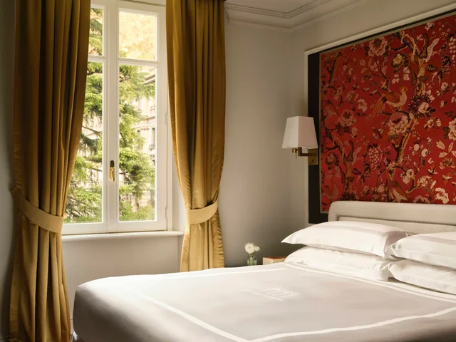جناح جونيور، Palazzo Venezia 1/2