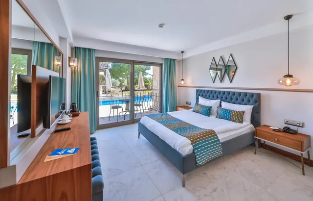 غرفة بسرير مزدوج بإطلالة على المسبح، Molino Hotel 1/10