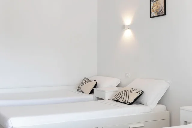 غرفة كلاسيكية رباعية بسرير مزدوج وسريرين منفصلين، S Arena Beach 6/8