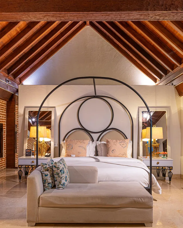 غرفة عائلية، Capellan de Getsemani 9/10
