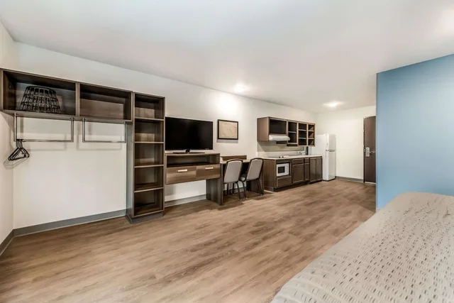 غرفة كلاسيكية بسرير كوين لذوي الإعاقة، WoodSpring Suites Charlotte - University Research Park 4/5