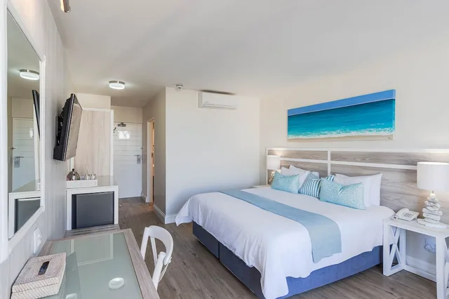 غرفة بريميوم بسرير كينج، BAYVIEW HOTEL 6/10