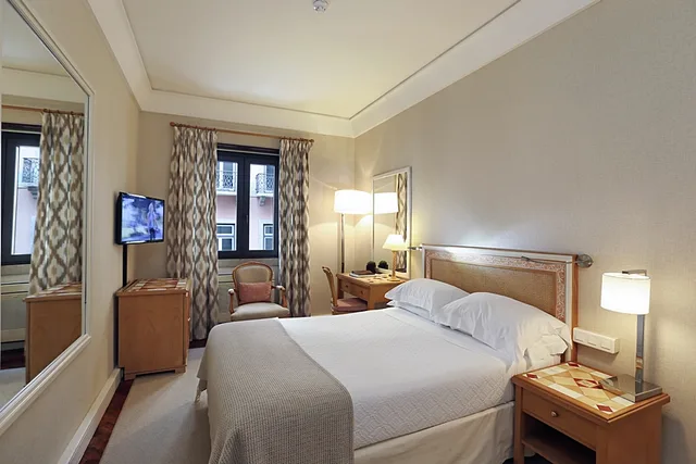 Petite, Hotel Lisboa Plaza - Avenida, a Lisbon Heritage Collection 4/6