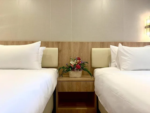 Room, Twin Beds, Golden Jomtien Beach Hotel 5/6