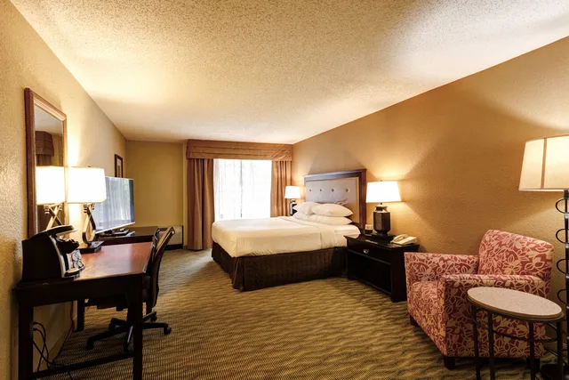Standard, King Bed, Atrium View، Wyndham Jacksonville Hotel and Conference Center 1/1