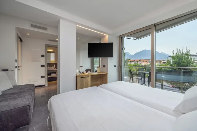 غرفة سوبيريور بسرير كوين بشرفة، Hotel Garda 2/6
