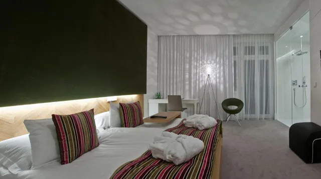 غرفة كومفورت بسرير كينج، Platinum Residence Boutique 4/6