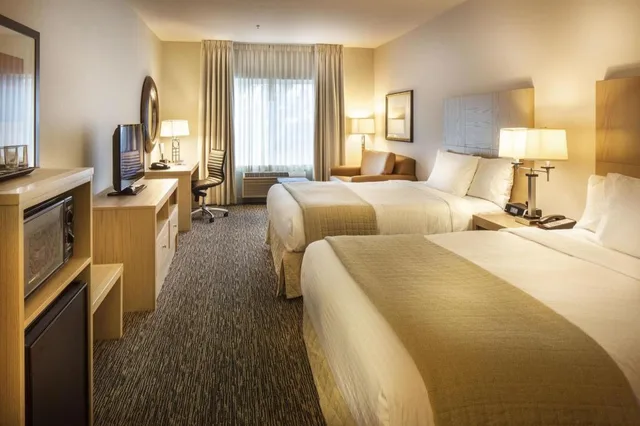 غرفة بسرير كوين، DoubleTree by Hilton Olympia Downtown Capitol District 2/3