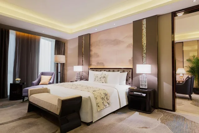 جناح سوبيريور بسرير كينج مع أريكة، Wanda Realm Jinhua 2/2