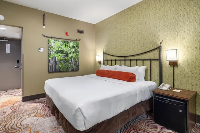 غرفة قياسية بسرير كينج، Banff Caribou Lodge & Spa 4/7