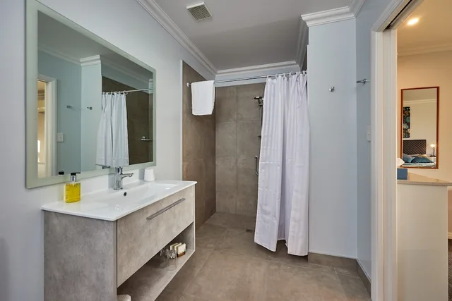 استوديو بسرير كينج وسرير فردي بإطلالة على البحر، Bendamere House Bed Breakfast 9/9