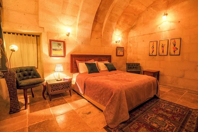 غرفة اقتصادية بسرير مزدوج أو سريرين منفصلين، Sinasos Palace Cave Hotel 1/4