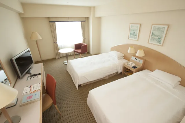 Moderate, Twin Beds، Hotel Hewitt Koshien (ex Novotel Koshien Osaka West) 3/5