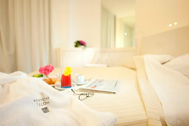 جناح، Hotel Excelsior Vasto 6/10