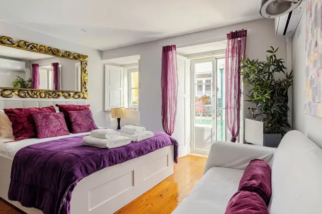 استوديو سوبيريور بسرير كوين بإطلالة على المدينة بشرفة، Lisbon Core Apartments In Bairro Alto Chiado 5/10
