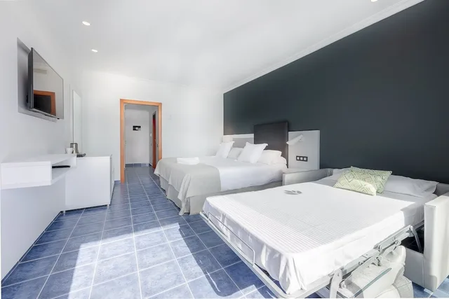 غرفة بسرير مزدوج أو سريرين منفصلين، Hotel LIVVO Mirador Papagayo 3/5