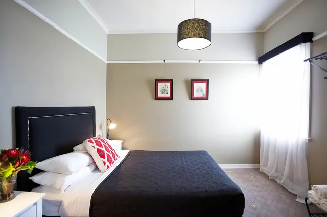 غرفة بسرير كوين، Katoomba Hotel 1/2