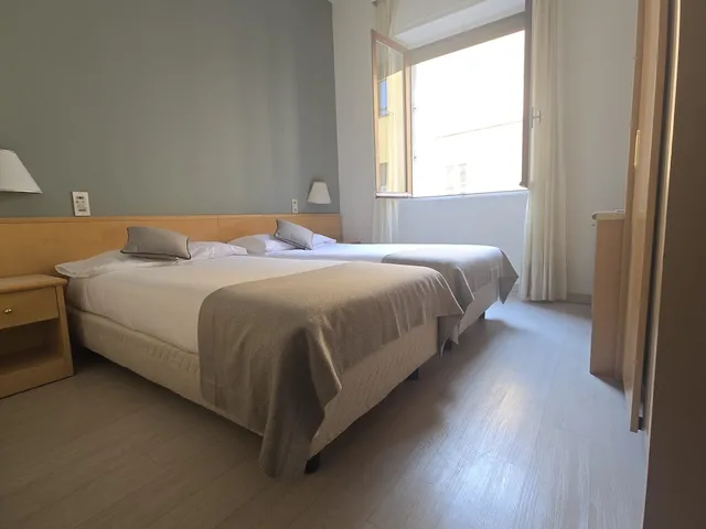 غرفة مزدوجة، Sant Ambroeus Hotel 6/10