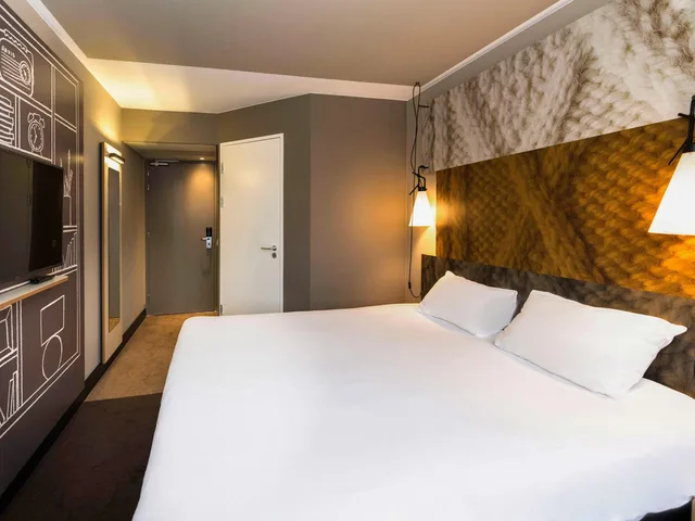 غرفة قياسية بسريرين منفصلين، Ibis Amsterdam Centre Hotel 5/8