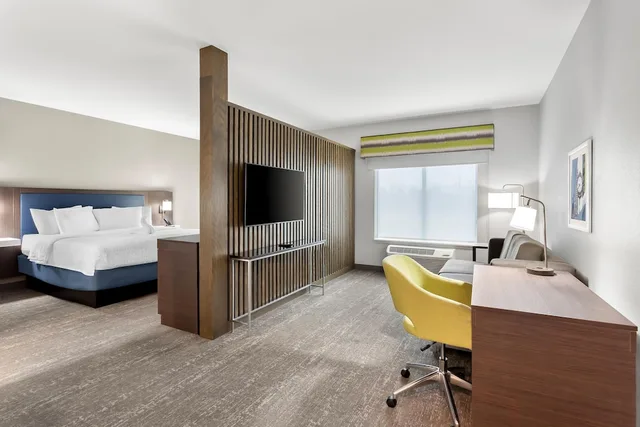 جناح استوديو بسرير كينج مع أريكة، Hampton Inn Huntley Chicago 3/5